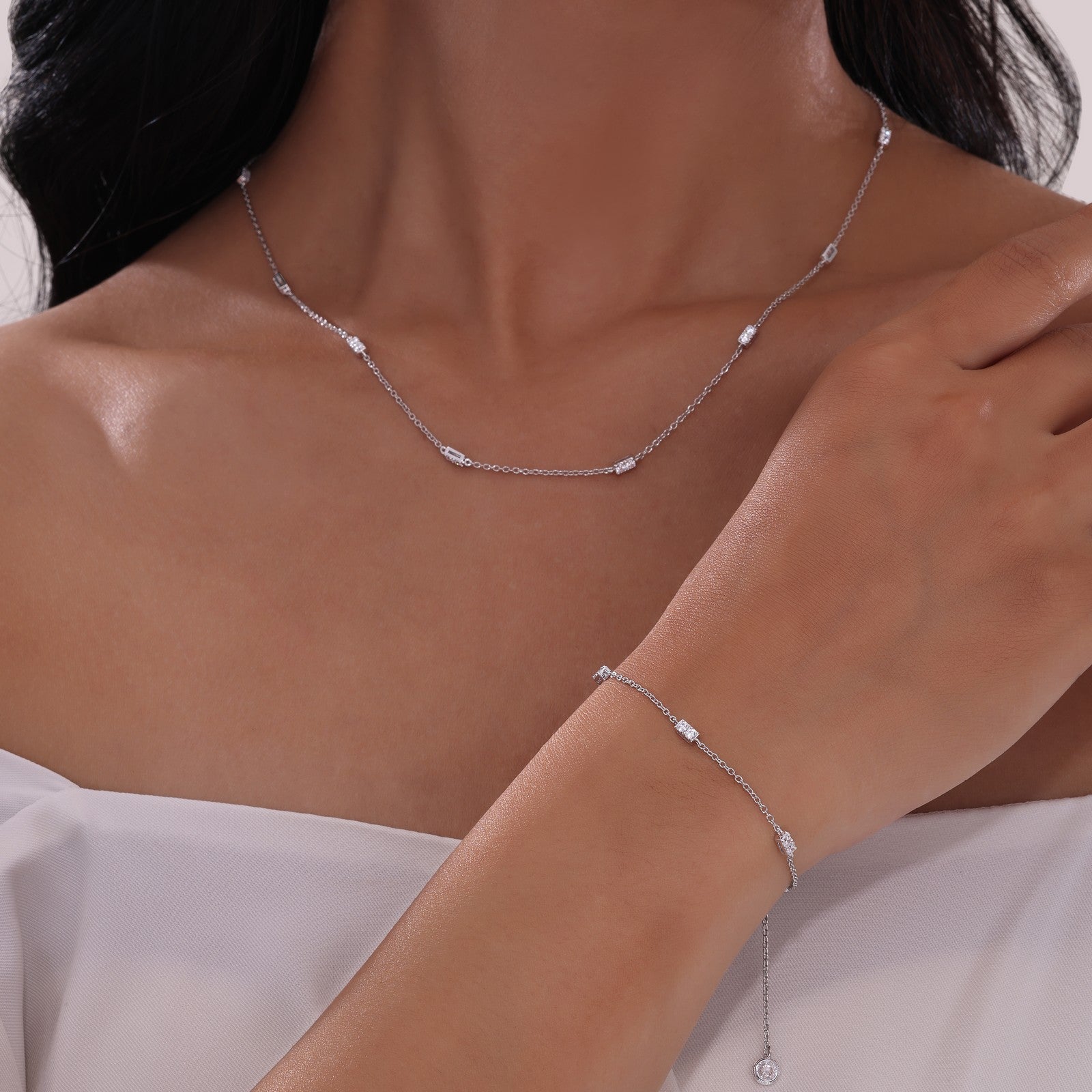 LAFONN 0.6 CTW Adjustable Station Necklace N0321CLP18