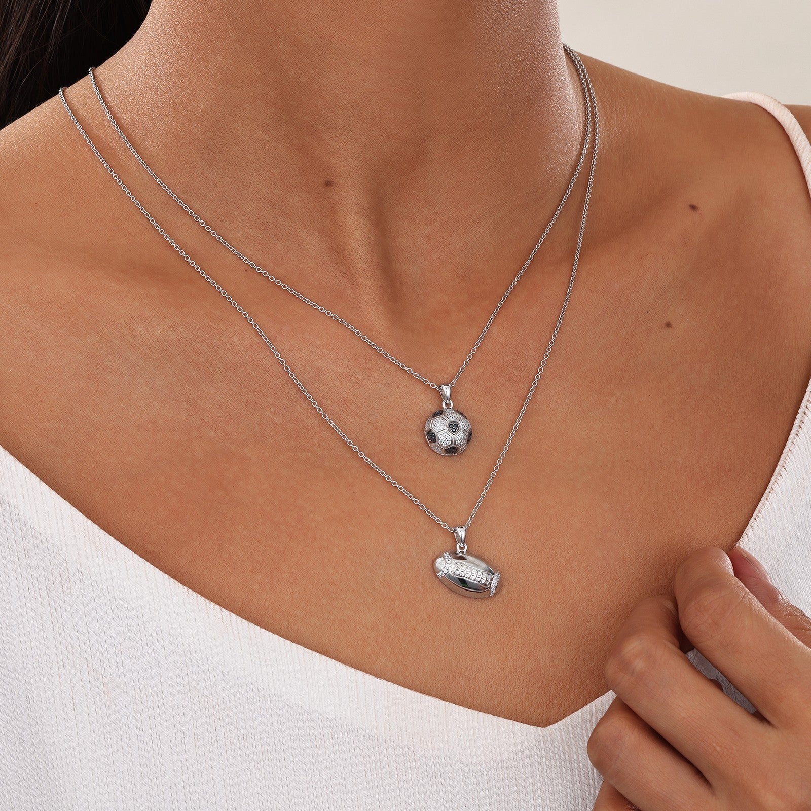 LAFONN Soccer Ball Necklace N2018CBT20