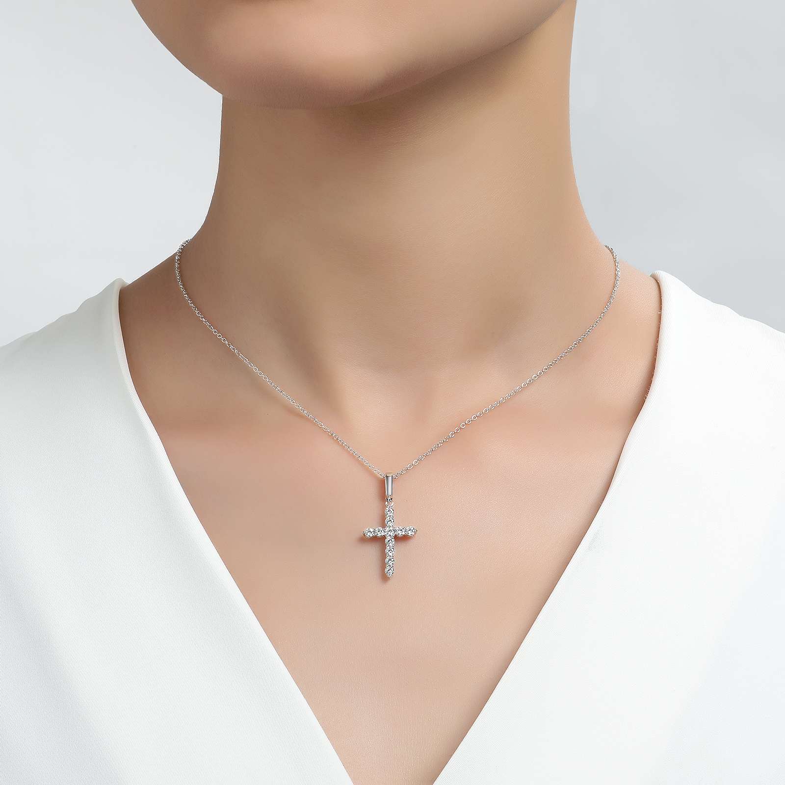 LAFONN 0.55 CTW Cross Pendant Necklace P0242CLP20