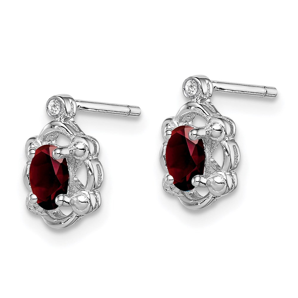 QBE21JAN Sterling Silver Rhodium-plated Garnet & Diam. Earrings