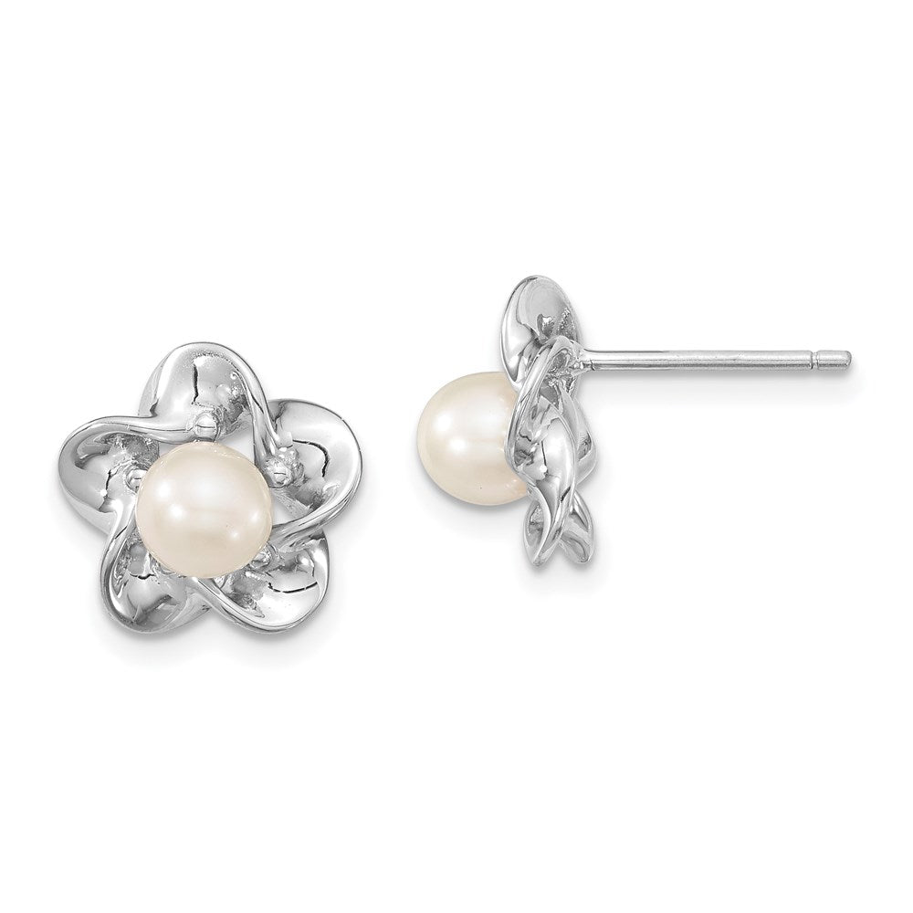 QBE31JUN Sterling Silver Rhodium-plated Floral FWC Pearl Post Earrings