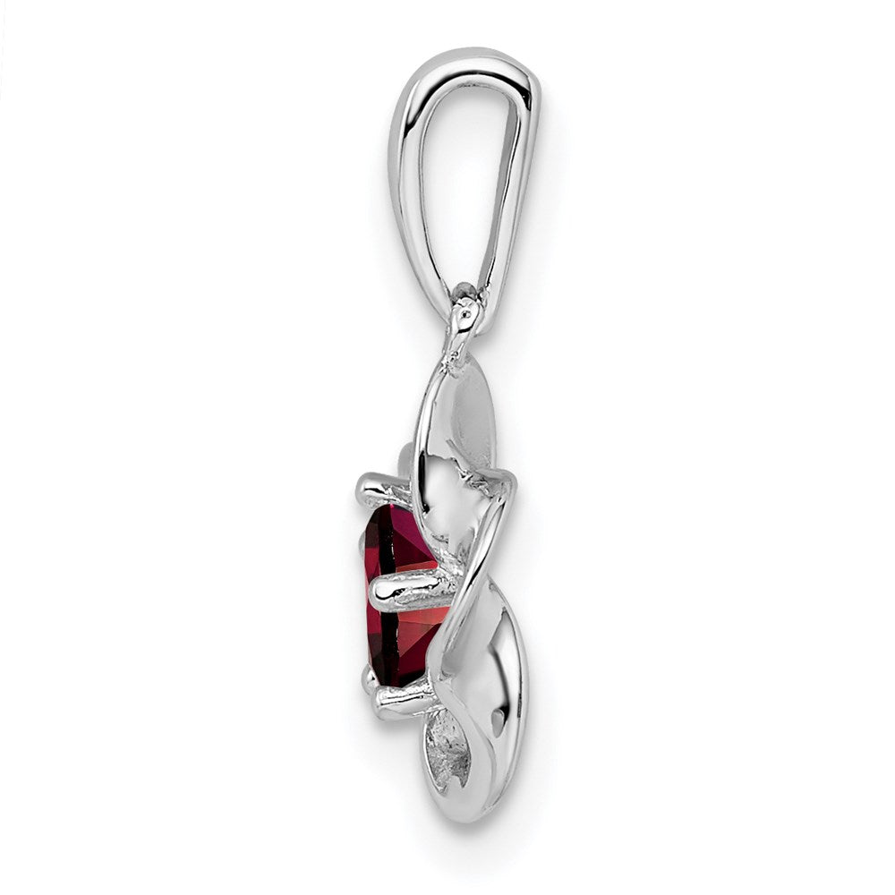 Sterling Silver Rhodium-plated Floral Garnet Pendant QBPD31JAN