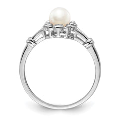 Sterling Silver Rhodium-plated FW Cultured Pearl & Diam. Ring