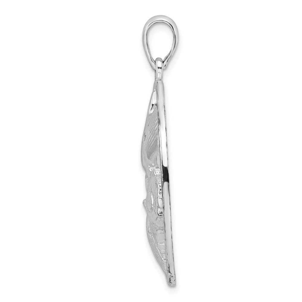 De-Ani Sterling Silver Rhodium-plated Polished Shells in Circle Pendant QC9917