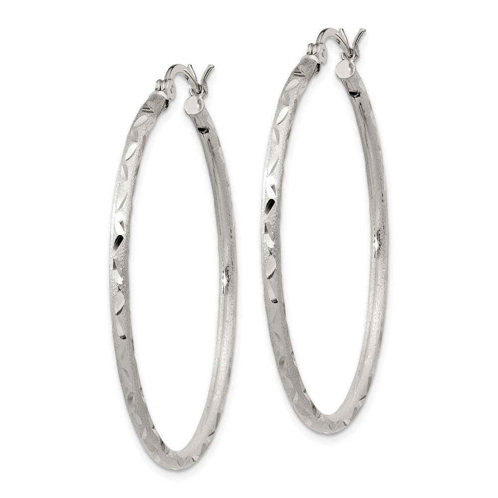 QE11498 Sterling Silver Satin Diamond-cut 2x40mm Hoop Earrings