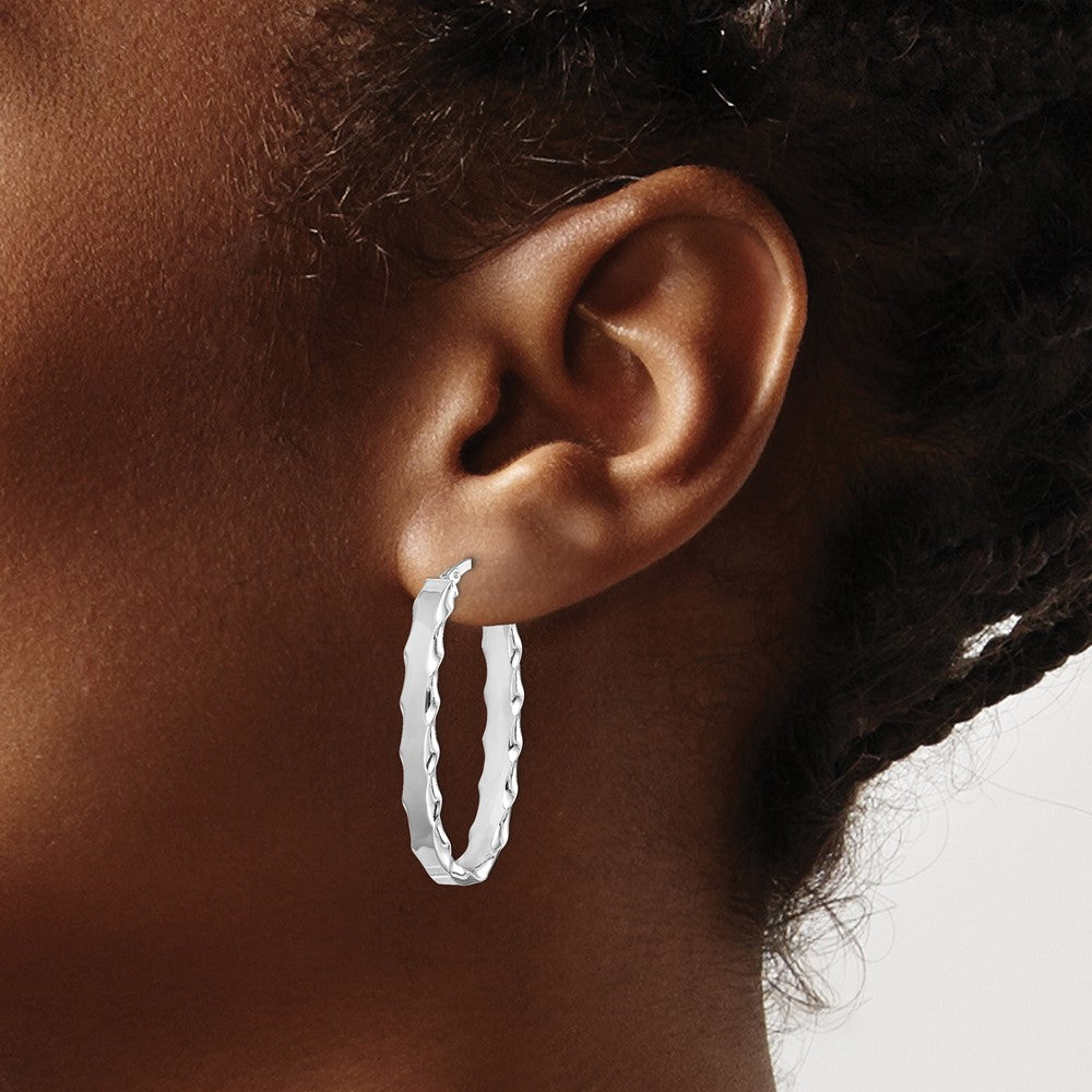 QE11676 Sterling Silver RH-plated Scalloped Edge 5mm Oval Hoop Earrings