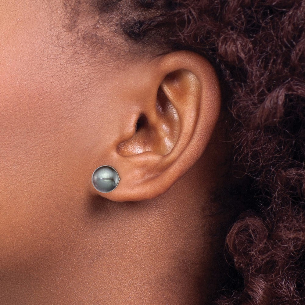 QE12705 Sterling Silver Rhodium-plated 9-10mm Black Round Freshwater Cultured Pearl Post Earring