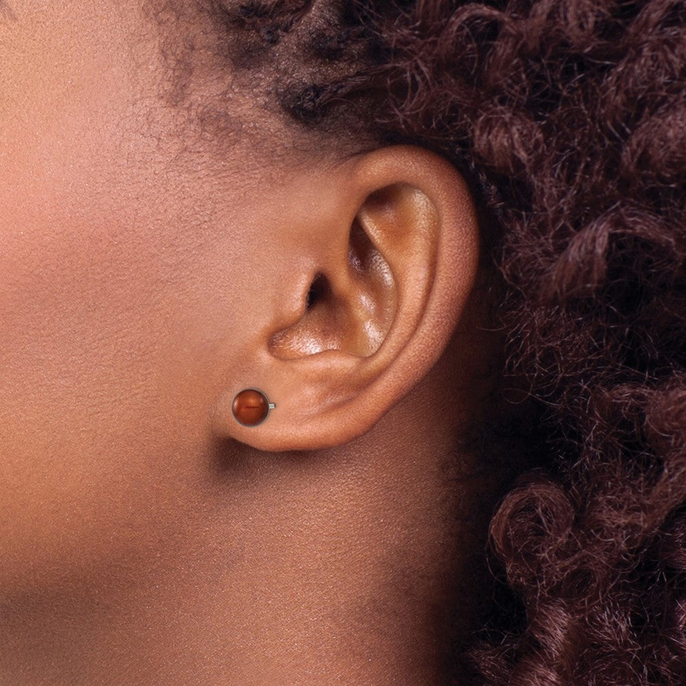 QE12709 Sterling Silver Rhodium-plated 6-7mm Brown Round Freshwater Cultured Pearl Post Earring