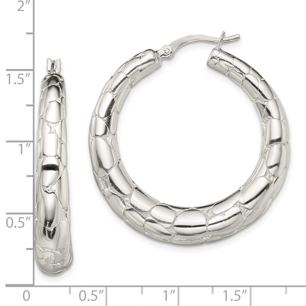 QE13218 Sterling Silver Polished & Pebbled Round Hoop Earrings