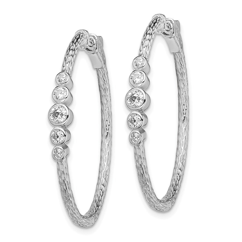 QE13718 Sterling Silver Rhodium-plated CZ Textured Hoop Earrings