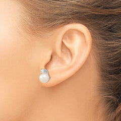 QE13864 Sterling Silver Rhodium-plated 8-9mm White Semi-Round Freshwater Cultured Pearl and CZ Post Earrings