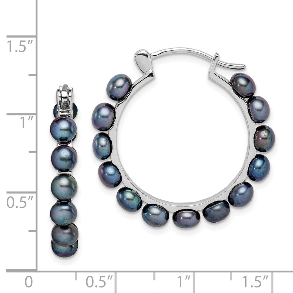 QE15119 Sterling Silver Rhodium-plated 4-5mm Black Button Freshwater Cultured Pearl Hoop Earrings