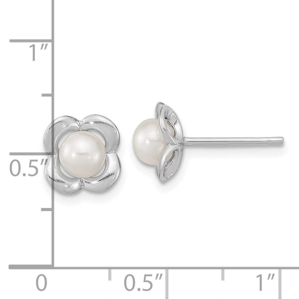 QE15731 Sterling Silver RH-plated Polished FWC Pearl Flower Post Earrings
