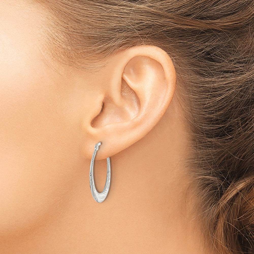 QE15940 Sterling Silver Polished & Textured Knife Edge Round Hoop Earrings