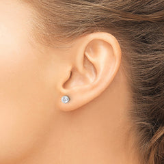QE16136 Sterling Silver Polished 4mm Round CZ Bezel Set Stud Earrings