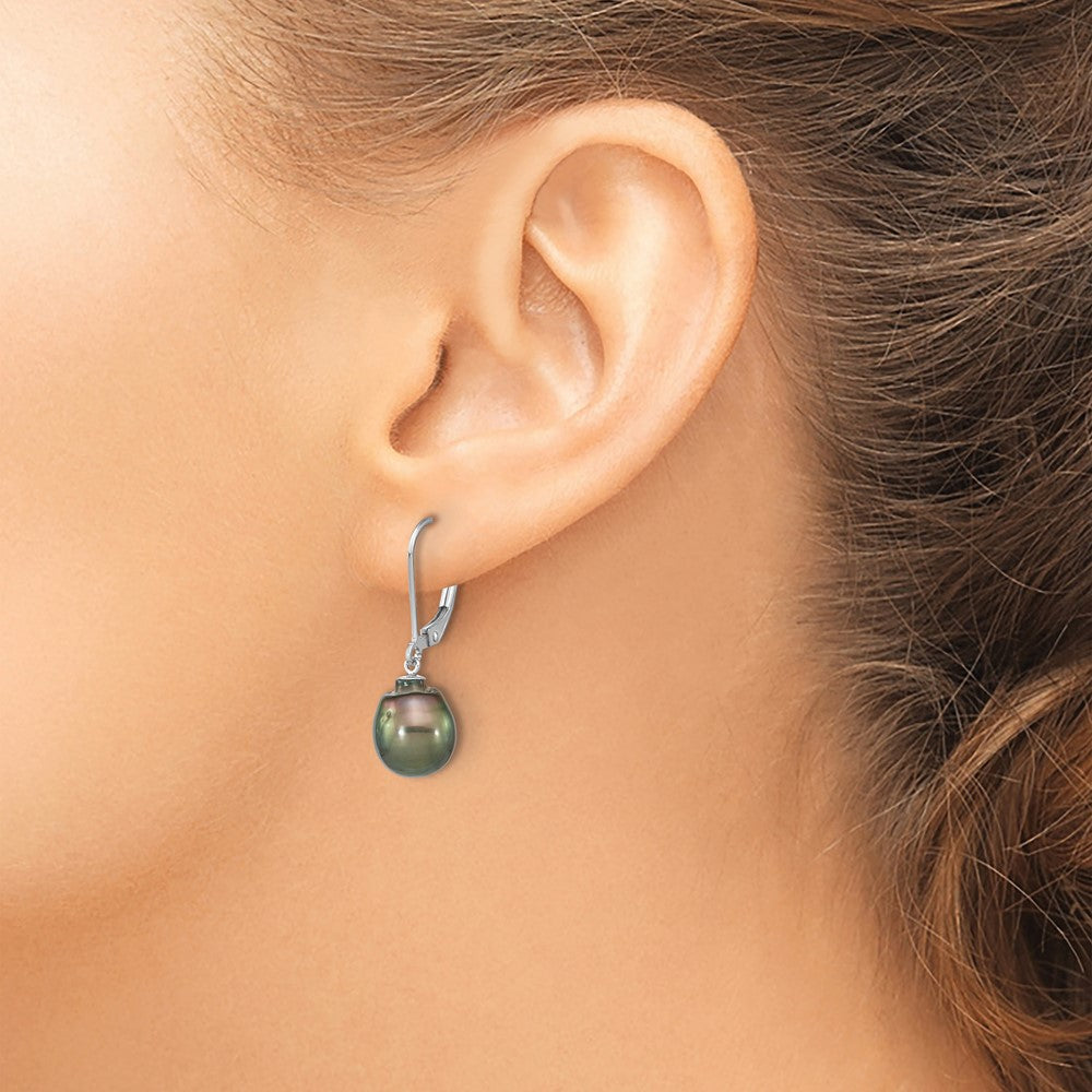 QE16375 Sterling Silver Rhodium-plated 9-10mm Black Teardrop Tahitian Saltwater Cultured Pearl Dangle Leverback Earrings