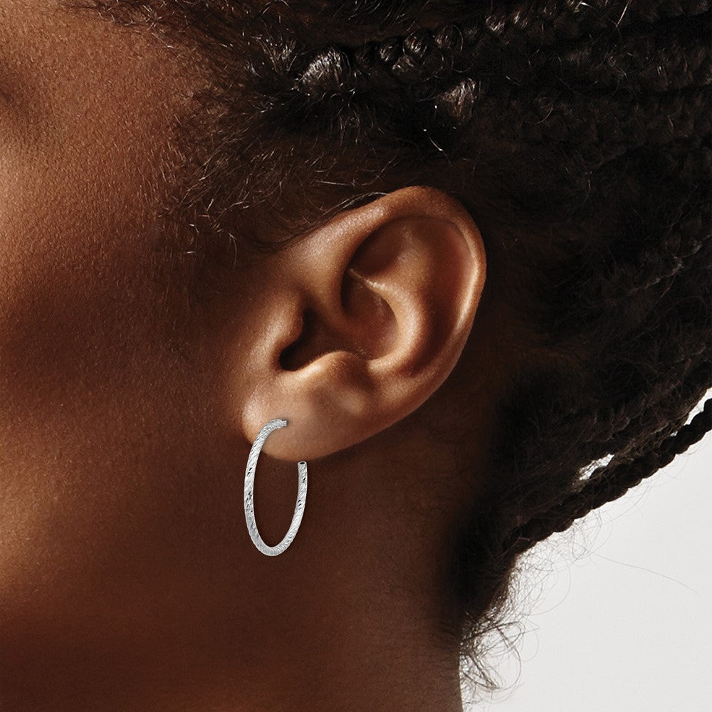 QE16992 Sterling Silver Rhodium-plated D/C Hollow Tube C-Hoop Earrings