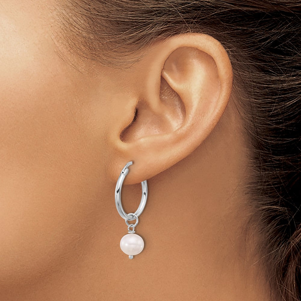 QE17239 Sterling Silver Rhodium-plated 8-9mm White Near-Round Freshwater Cultured Pearl Dangle Hoop Earrings