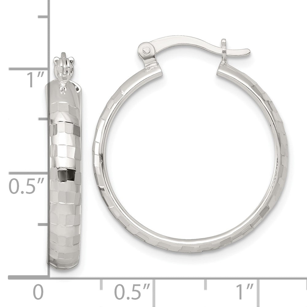 QE17825 Sterling Silver Polished Diamond-cut 25x4mm Round Hoop Earrings