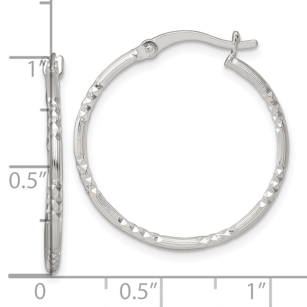 QE17838 Sterling Silver Polished Diamond-cut Textured 25x1.5mm Round Hoop Earrings