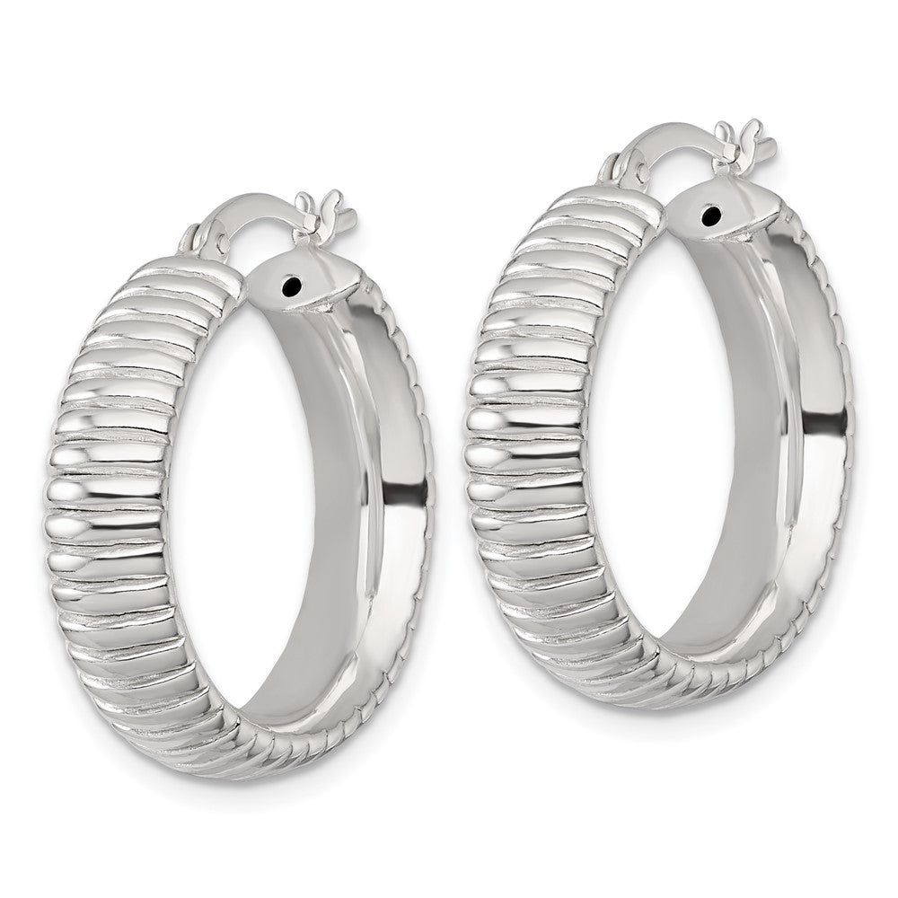 QE17878 Sterling Silver Polished and Grooved 26x7mm Round Hollow Hoop Earrings