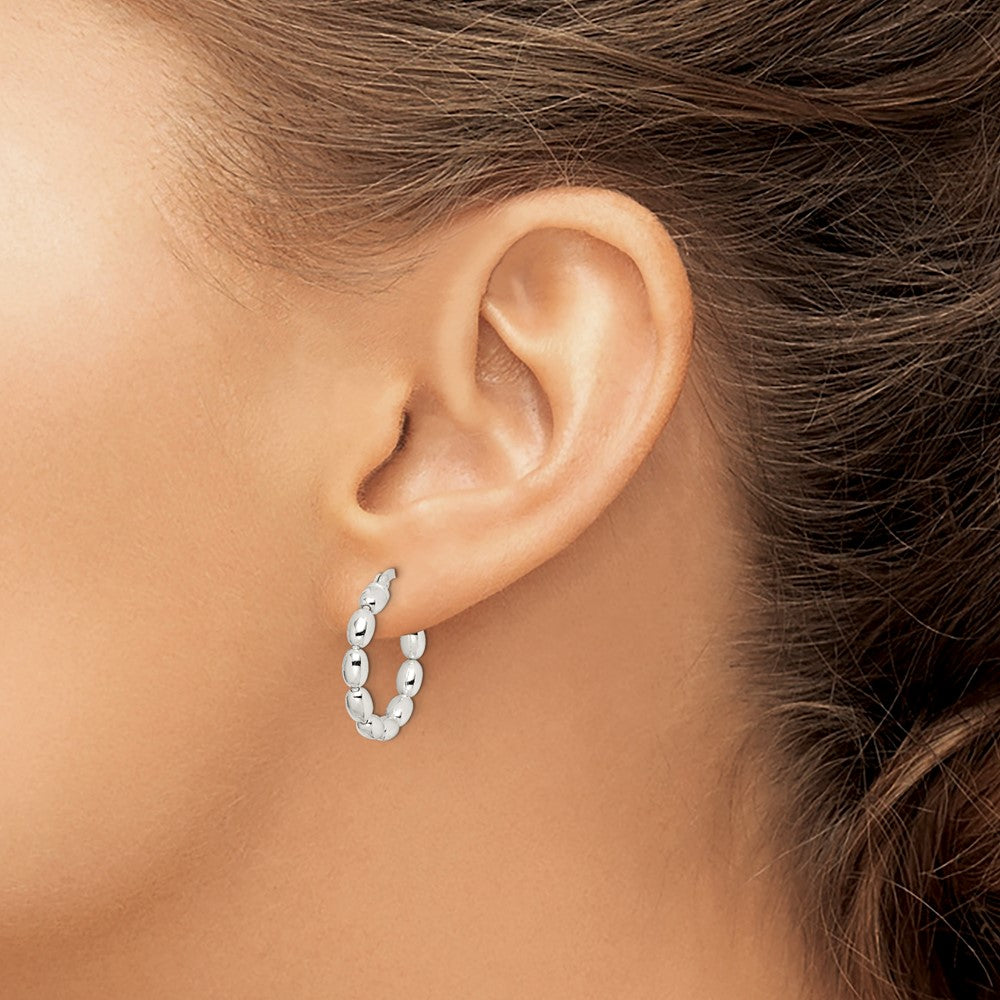 QE1972 Sterling Silver Polished Beaded Hoop Earrings