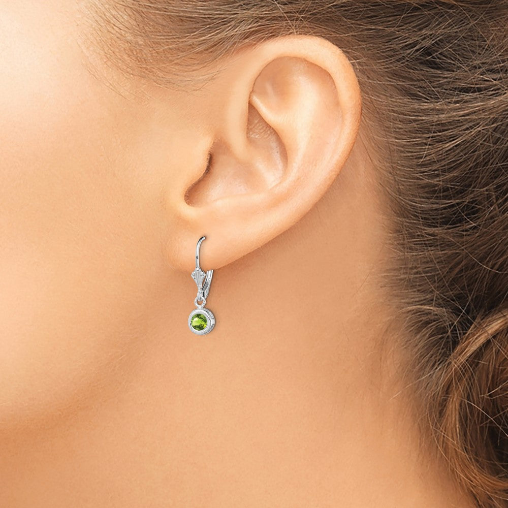QE2040PE Sterling Silver Rhodium Plated 5mm Round Peridot Leverback Earrings