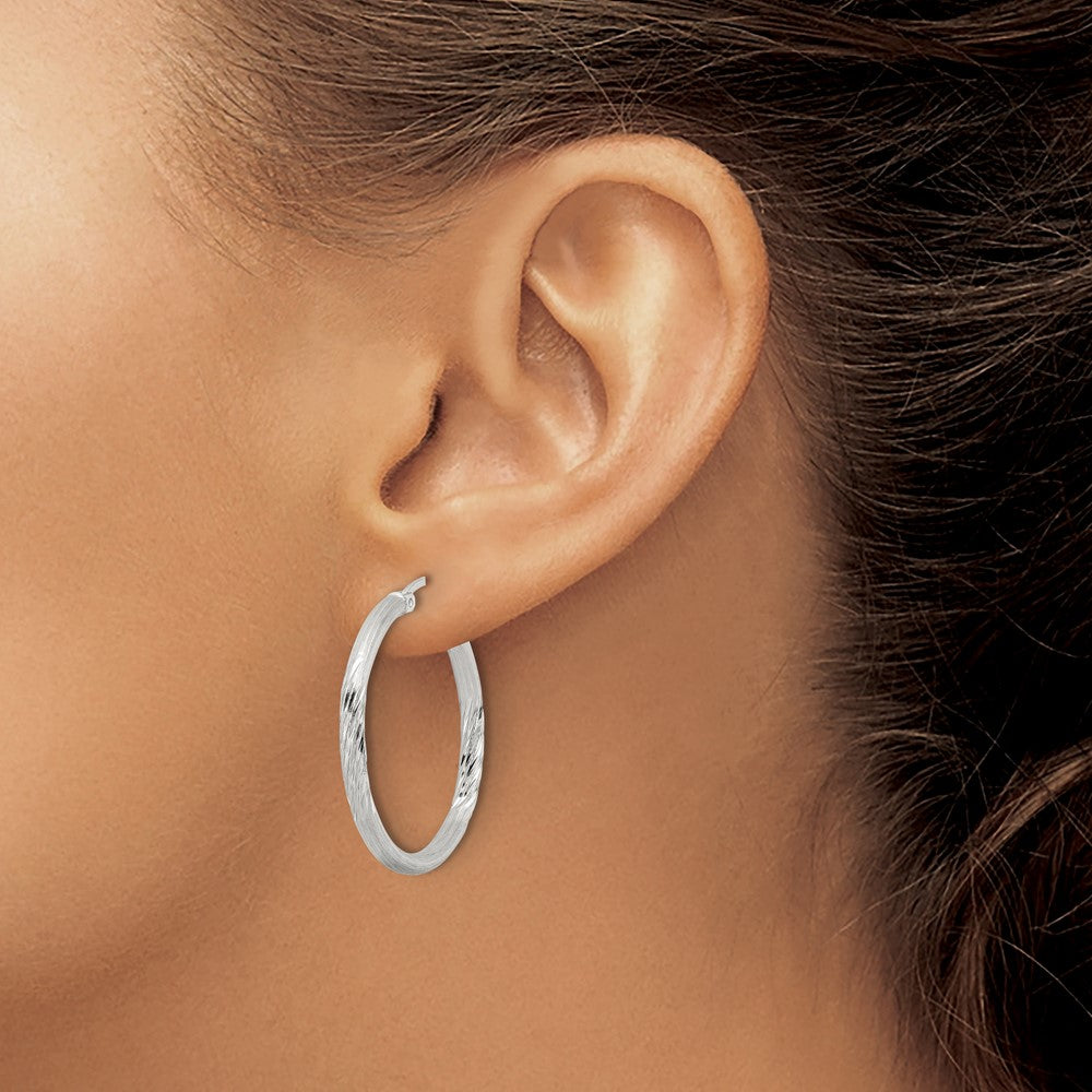 QE3555SP Sterling Silver 2.5mm Polished/Satin D/C Hoop Earrings