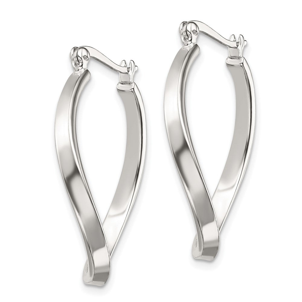 QE3759 Sterling Silver Polished & Twisted Oval Hoop Earrings