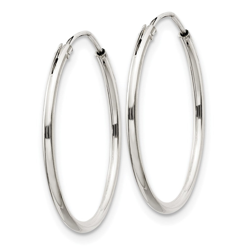 QE4353 Sterling Silver 1.3mm Hoop Earrings