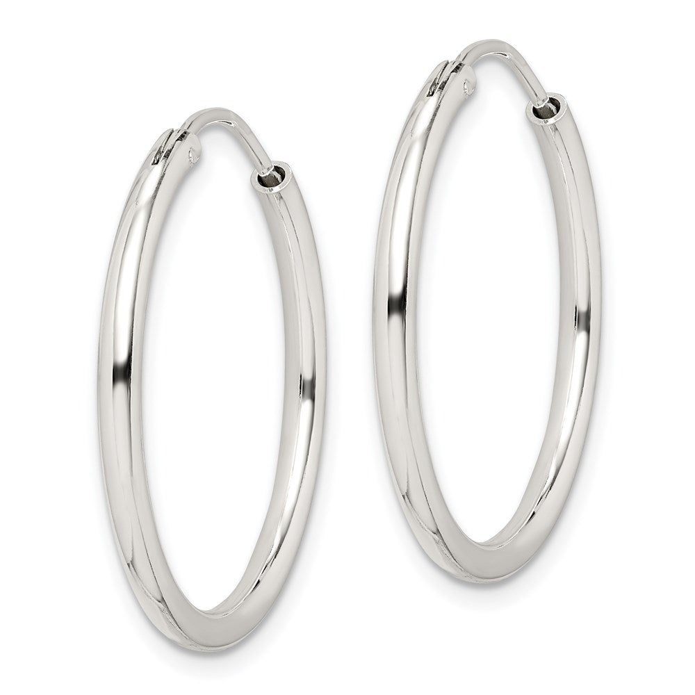 QE4369 Sterling Silver 2mm Hoop Earrings