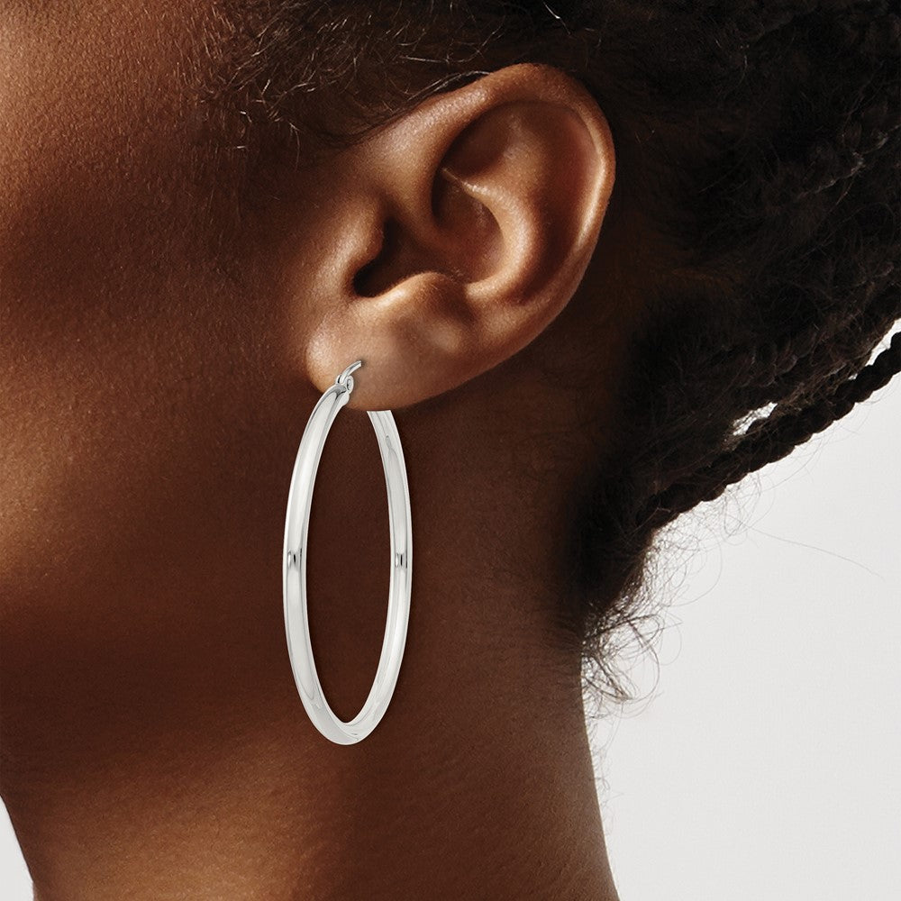 QE4388SP Sterling Silver 2.5mm Round Hoop Earrings