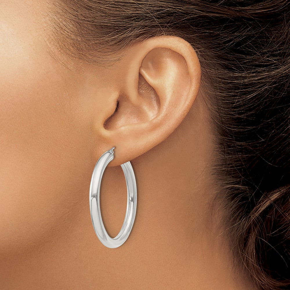 QE817SP Sterling Silver 4mm Round Hoop Earrings