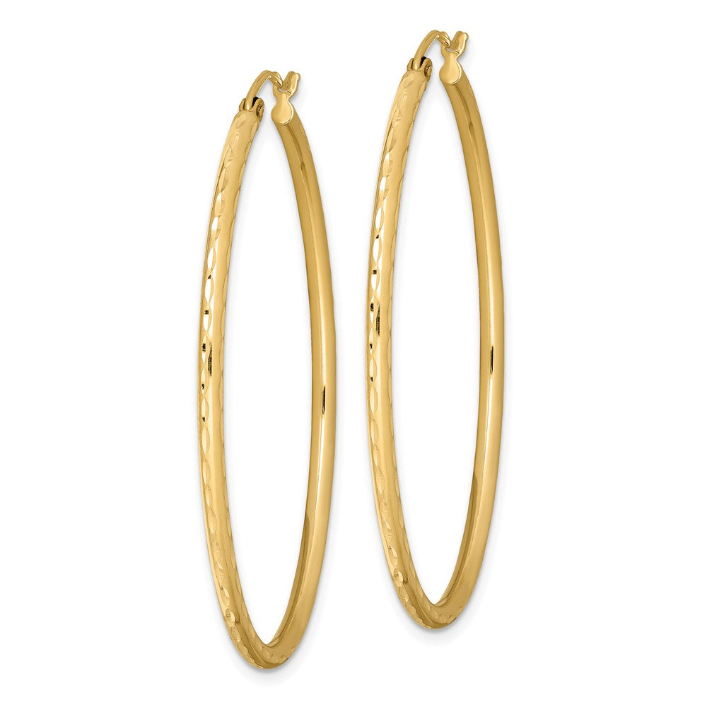 QE8461 Sterling Silver Gold-plated Textured 2mm Hollow Oval Hoop Earrings