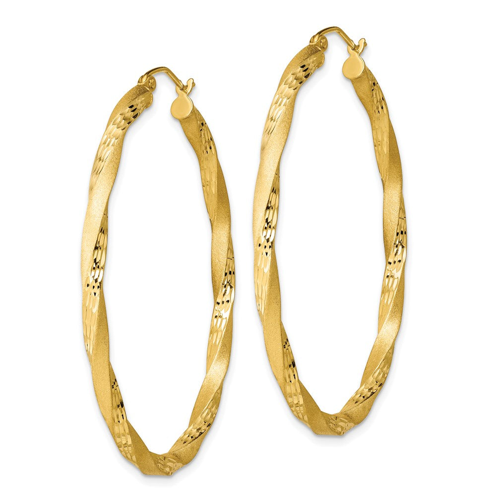 QE8463 Sterling Silver Gold-plated Diamond-cut Twist Satin 4mm Oval Hoop Earrings