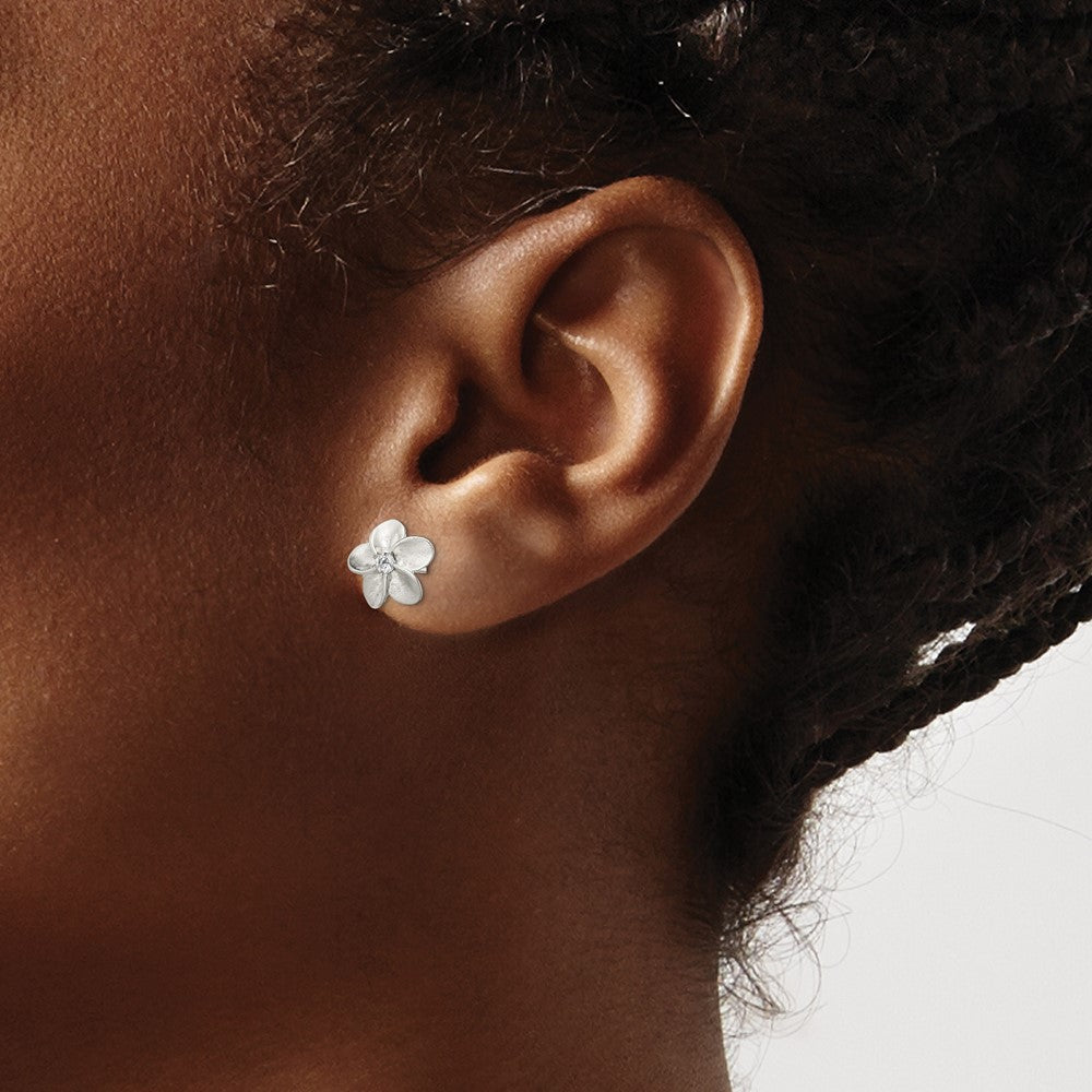 QE8633 Sterling Silver Polished & Satin CZ Flower Post Earrings
