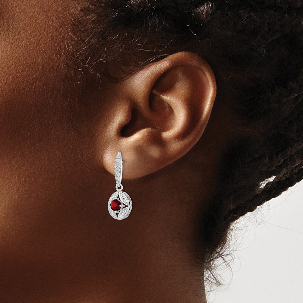 QE9433 Sterling Silver Rhodium-plated Garnet and Diamond Dangle Earrings