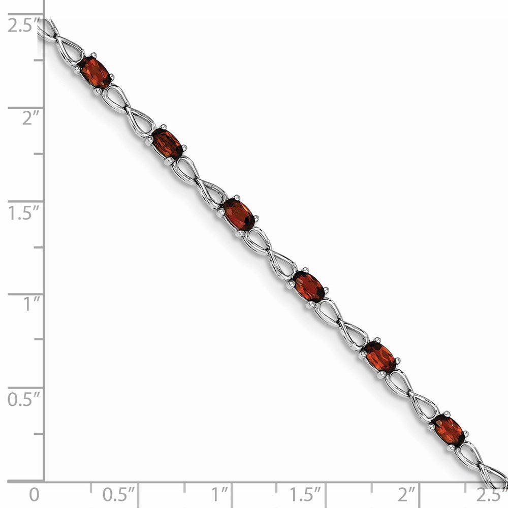 Sterling Silver Rhodium-plated Garnet Bracelet QX842GA