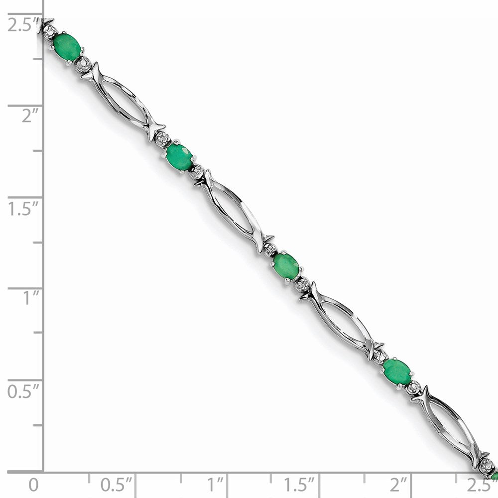 Sterling Silver Rhodium-plated Emerald and Diamond Bracelet QX856E