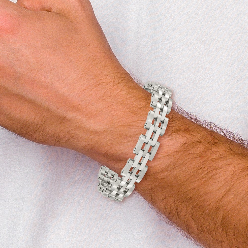 Chisel Stainless Steel Brushed and Polished 8.75 inch Link Bracelet SRB2669-8.75