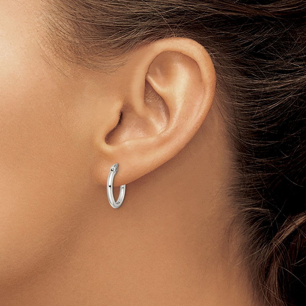 SRE111 Chisel Stainless Steel Polished 15.5mm Diameter 2mm Hoop Earrings