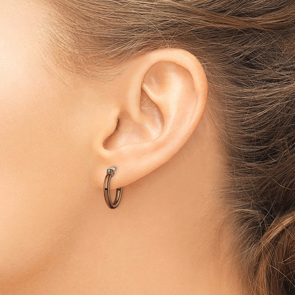 SRE407 Chisel Stainless Steel Polished Brown IP-plated 15.5mm Diameter 2mm Hoop Earrings