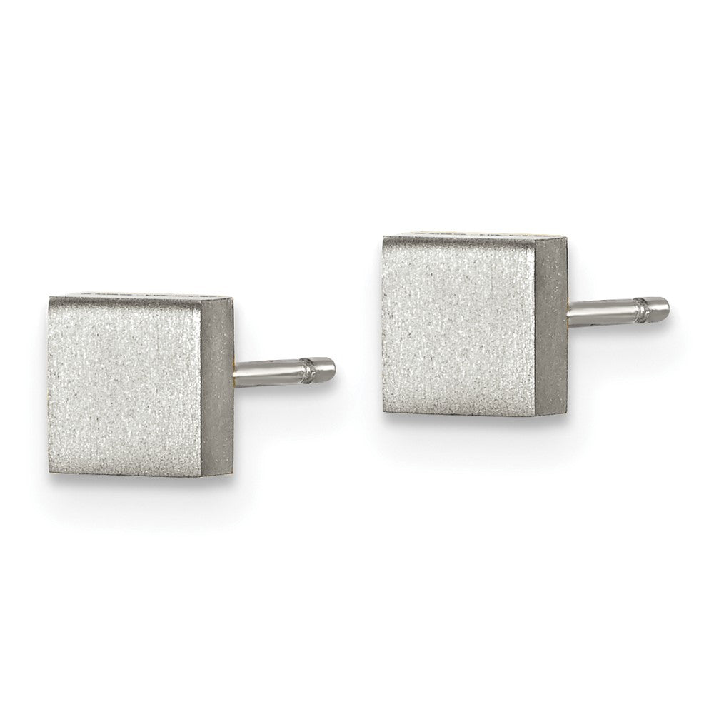 TBE133 Chisel Titanium Brushed Square Post Earrings