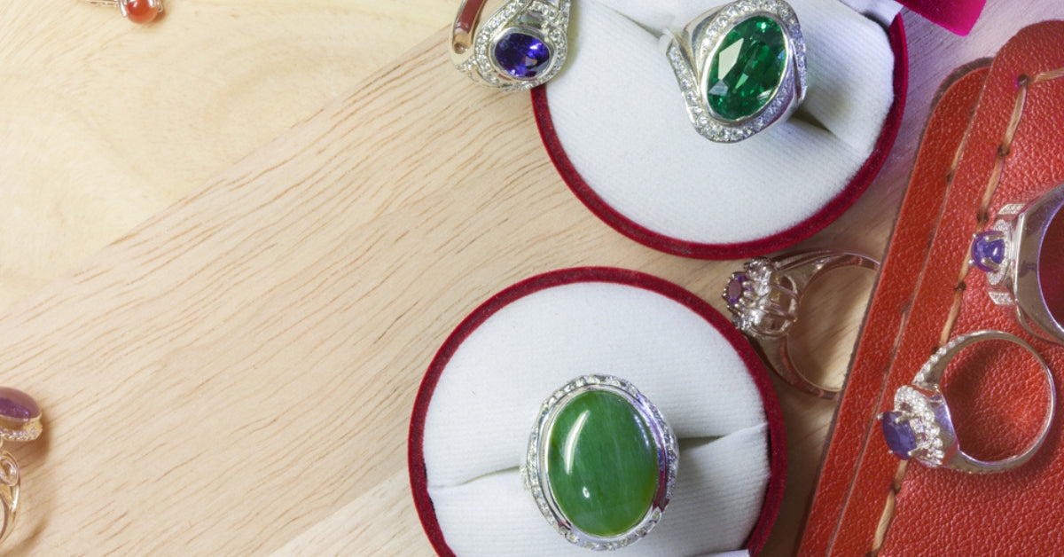 Your Go-to Guide to Buying Vintage Engagement Rings Online – Park Place ...