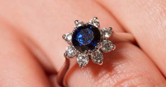 Is a Star Sapphire Engagement Ring Right for You? A Complete Buyer’s Guide