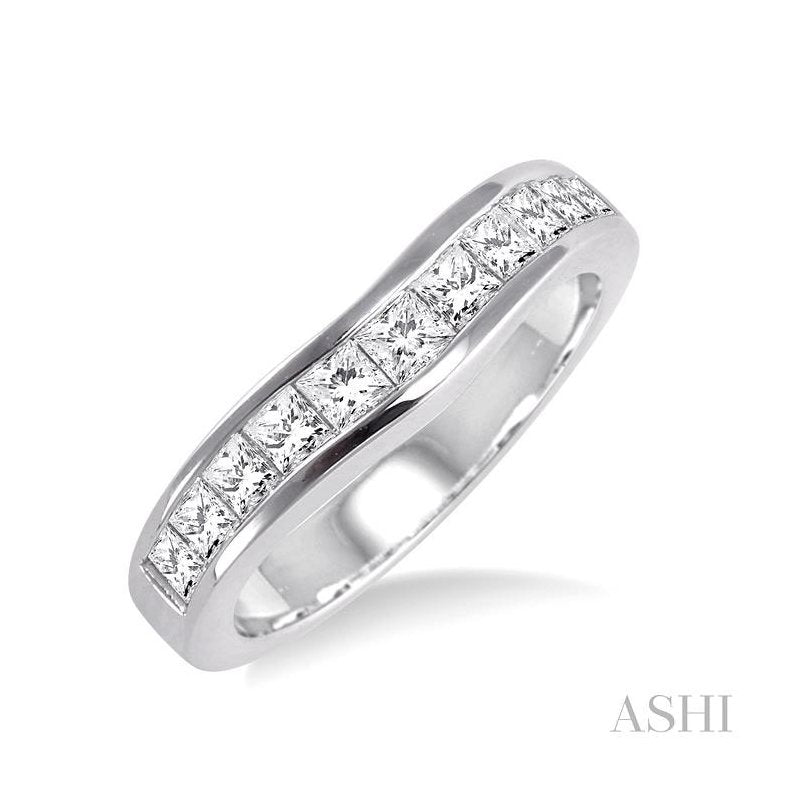 ASHI Channel Set Curved Diamond Wedding Band 35222PPFHWG
