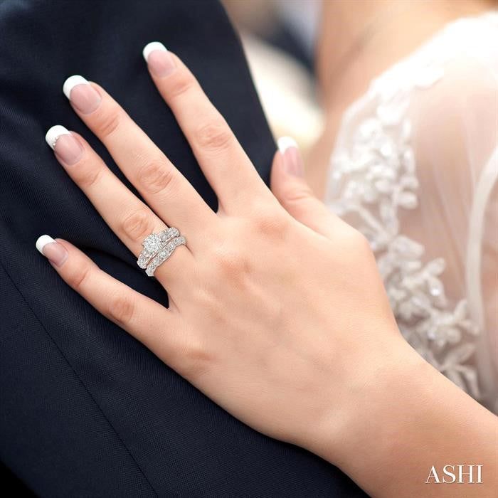 ASHI Round Shape Lovebright Diamond Wedding Set 125E3PPFVWG-WS