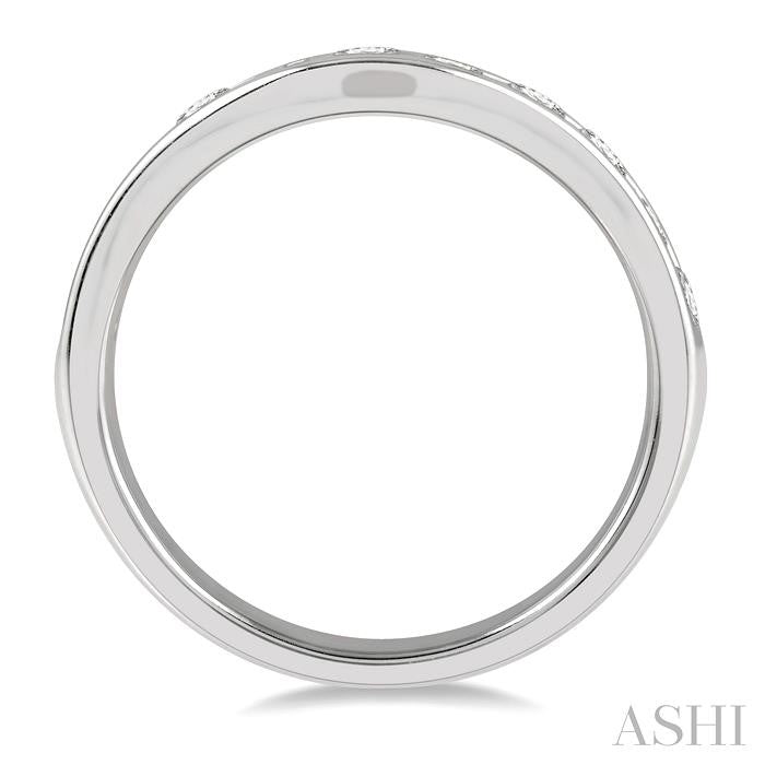 ASHI Channel Set Curved Diamond Wedding Band 30352PPFHWG