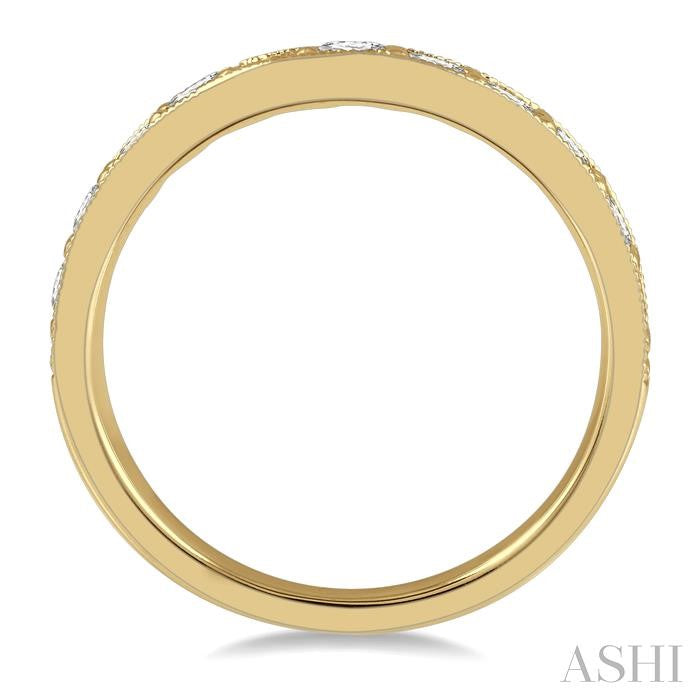 ASHI Curved Diamond Wedding Band 30362PPFHYG