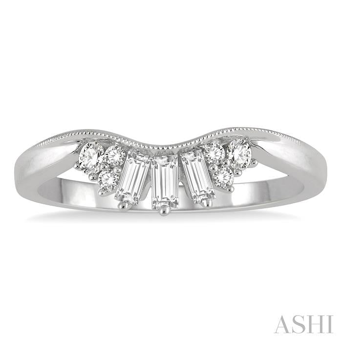 ASHI Curved Baguette Diamond Wedding Band 30426PPFHWG